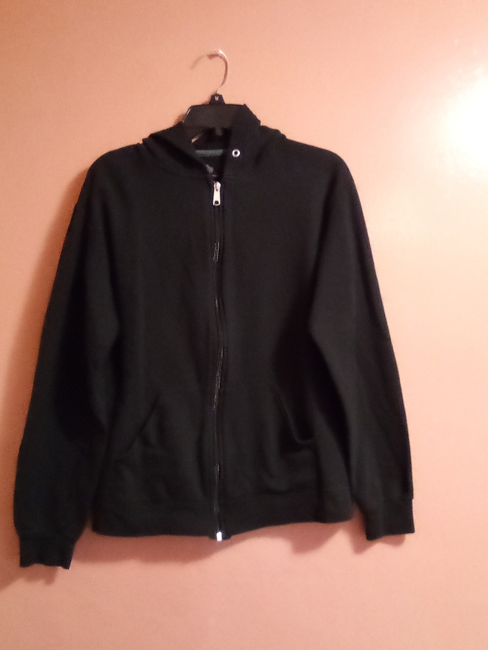 Fruit of the Loom Black Full-Zip Hooded Sweater ( Bag J )